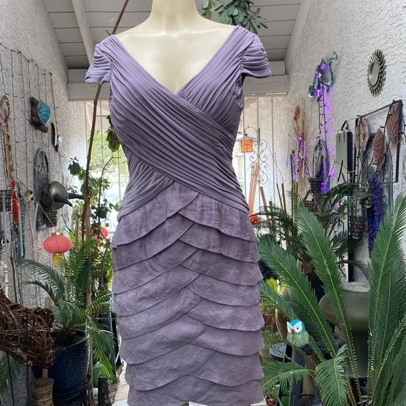 Adrianna Papell Dresses Adrianna Papell Mauve Fishtail Layered